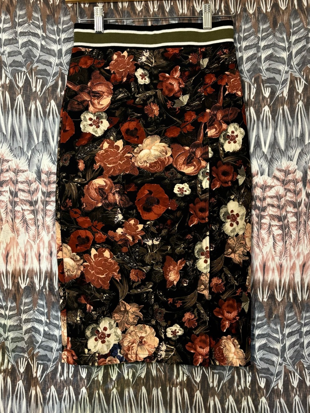 Floral Pencil Skirt  - namëless brand cute details